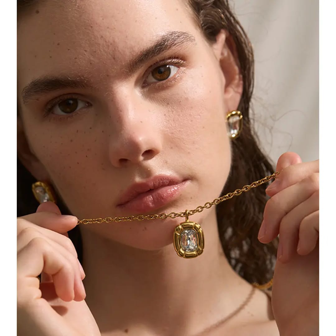 Women’s Luxury Chain & Earrings Set